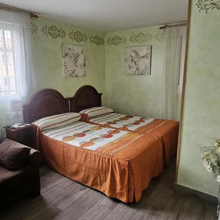 Hostal Paquita-3
